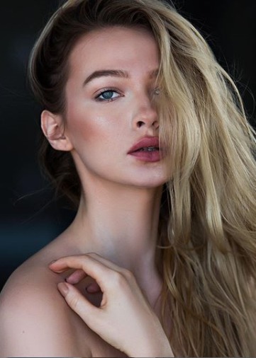 Shannon — Model & Hostess in New York photo 25