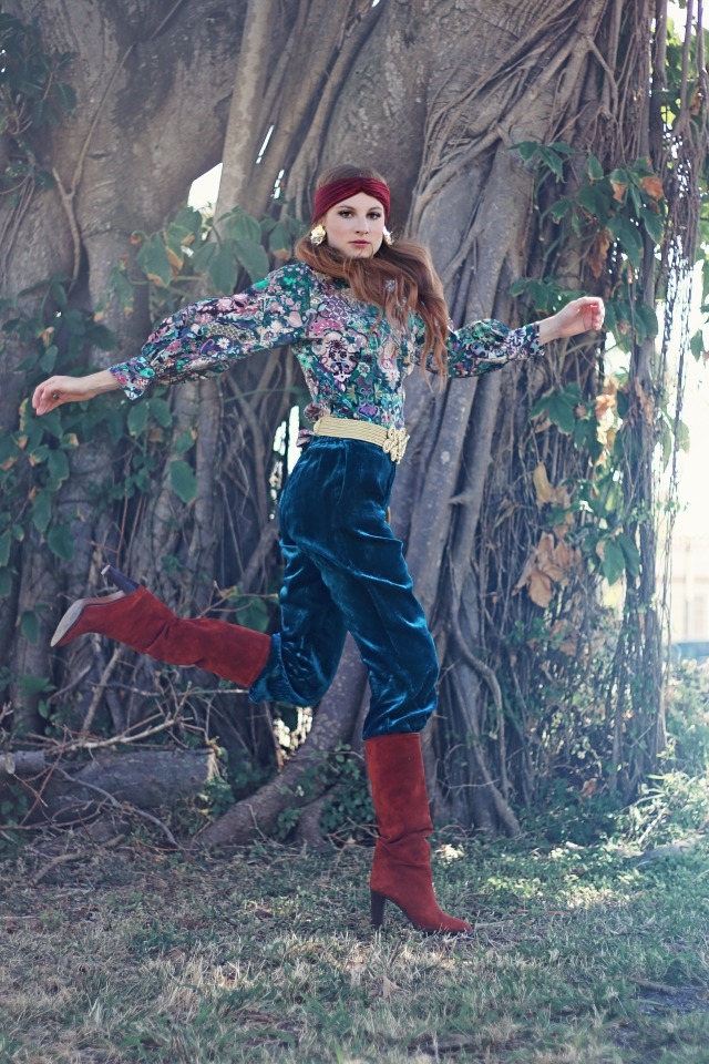 Julyah — Model & Hostess in Los Angeles photo 31