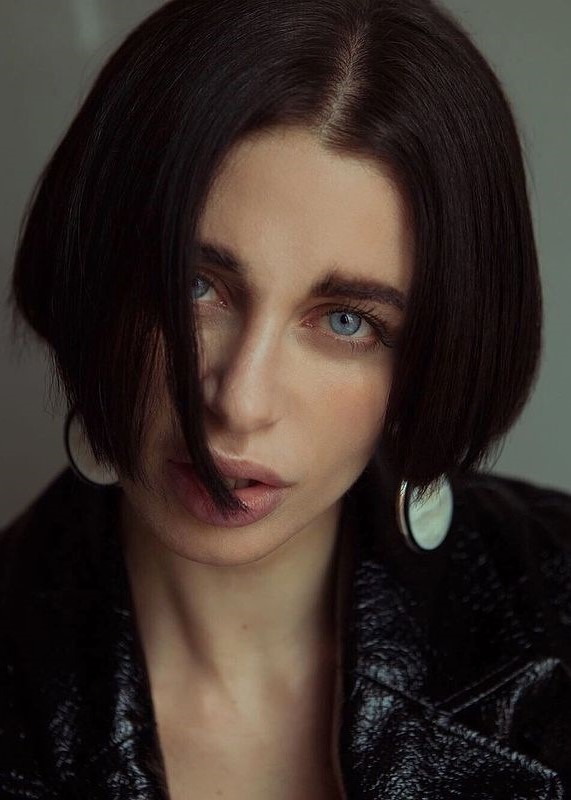 Corinne — Model & Hostess in Milano photo 40