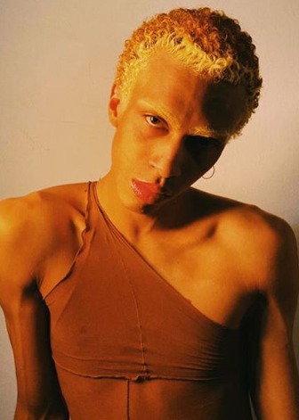 Maurilio — Model & Host in Milano photo 9