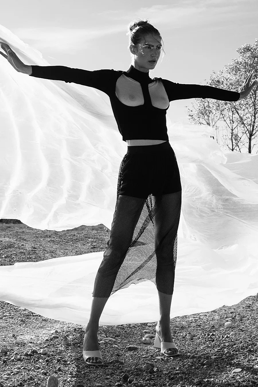 Shari — Model & Hostess in Milano photo 22