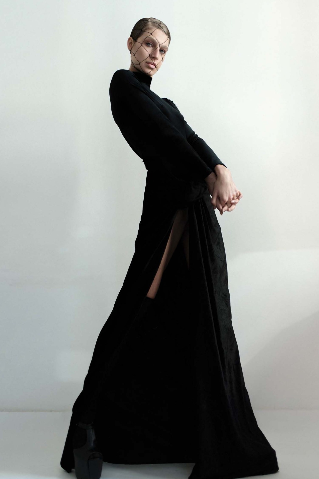 Shari — Model & Hostess in Milano photo 5