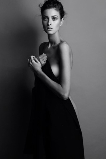 Sophia photo 12 | Eye On Model