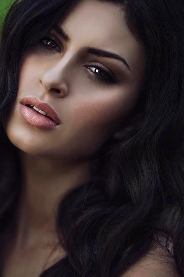 Sophia photo 14 | Eye On Model