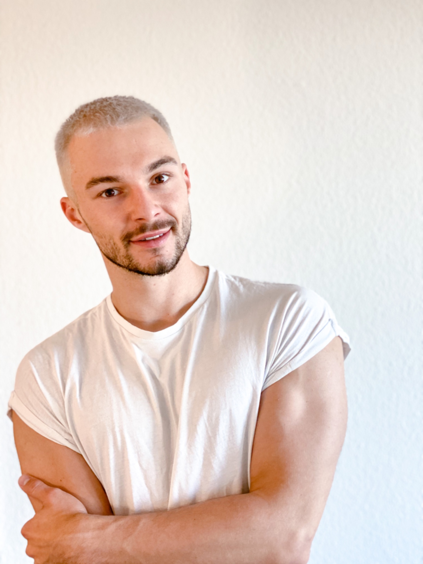 Ivan — Model & Host in H&uuml;rth photo 11