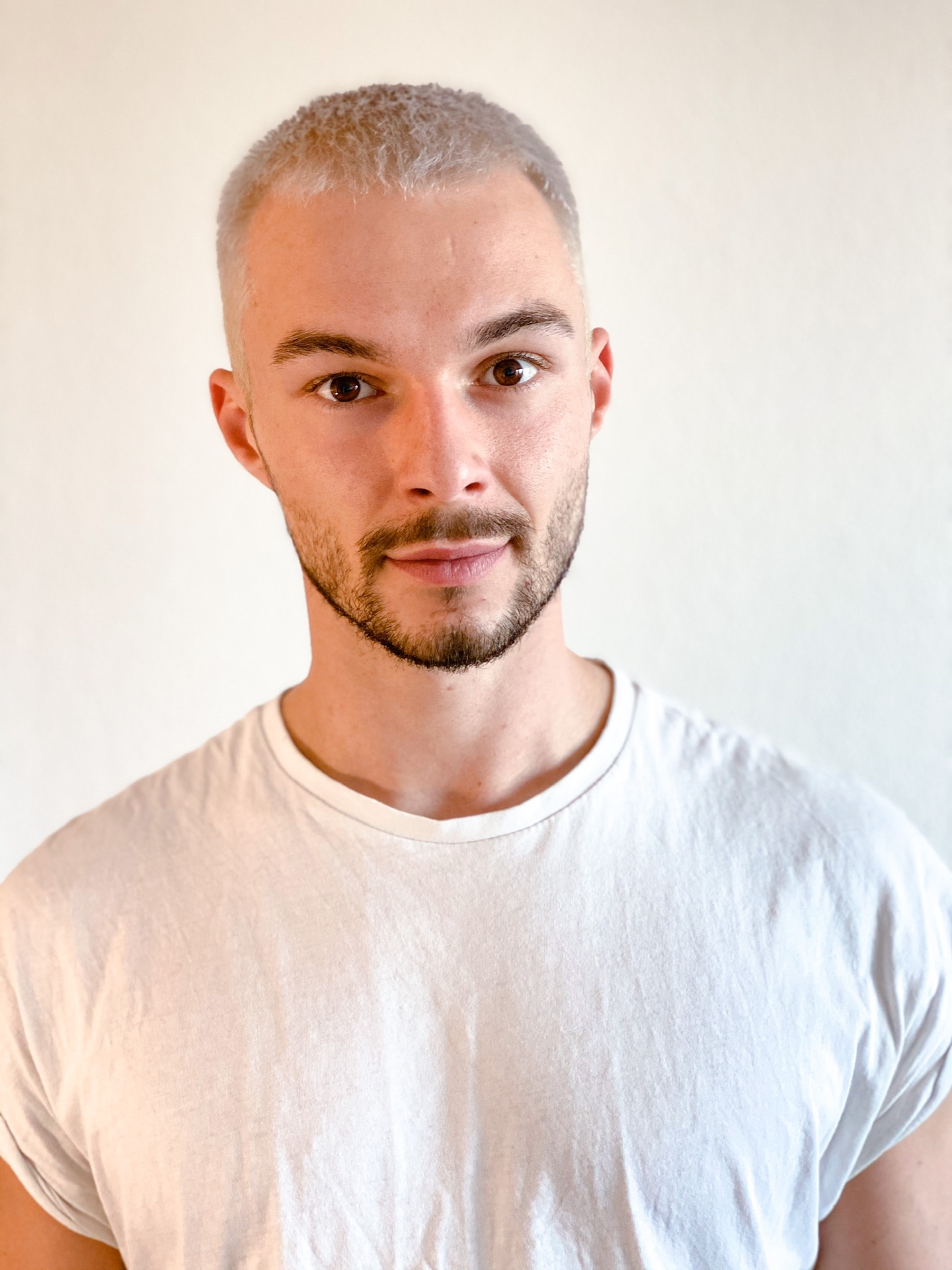 Ivan — Model & Host in H&uuml;rth photo 12