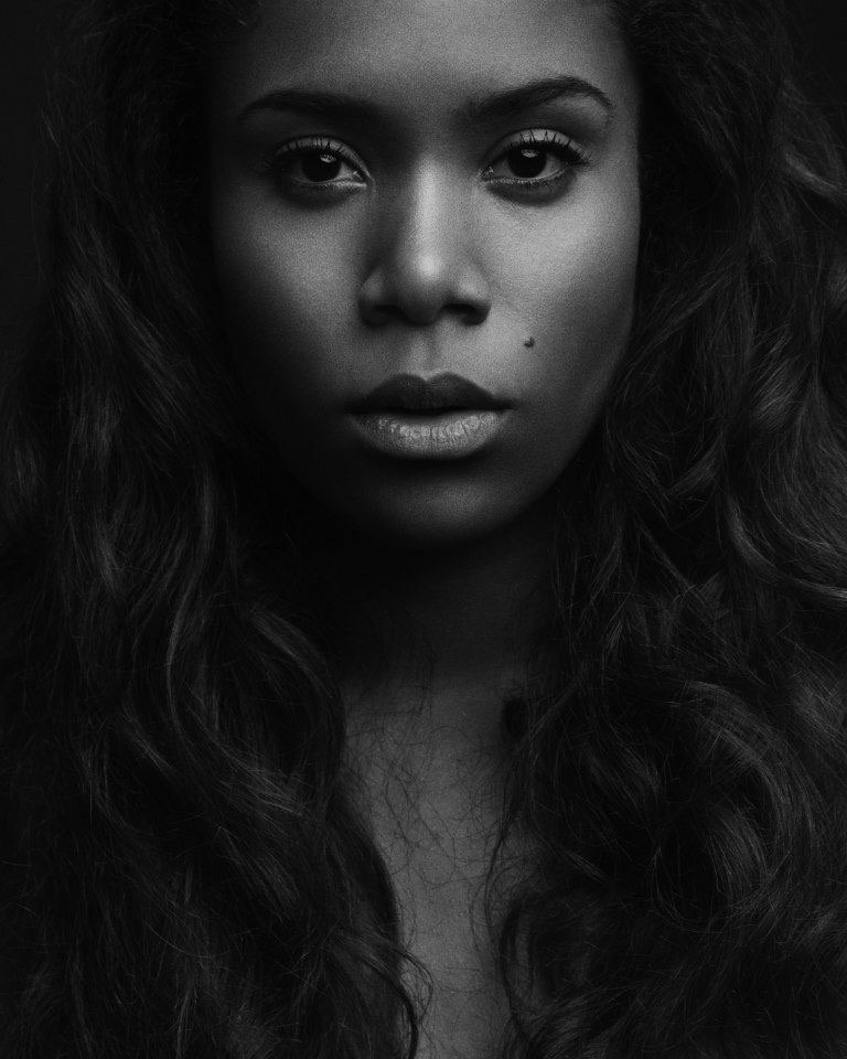 Fiona — Model & Hostess in Paris photo 3