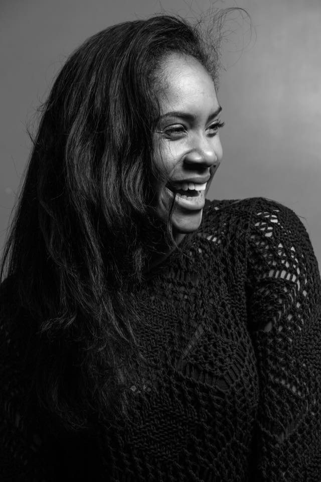 Fiona — Model & Hostess in Paris photo 4