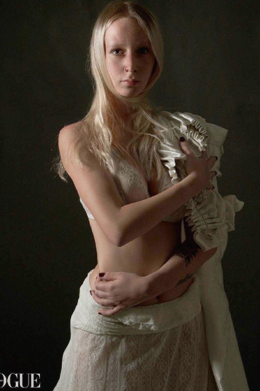 Eliana — Model & Hostess in Milano photo 7