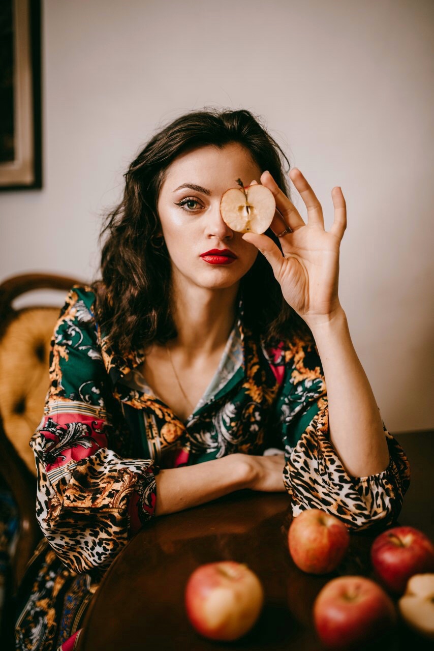 Evelina — Model & Hostess in Dos Hermanas photo 1