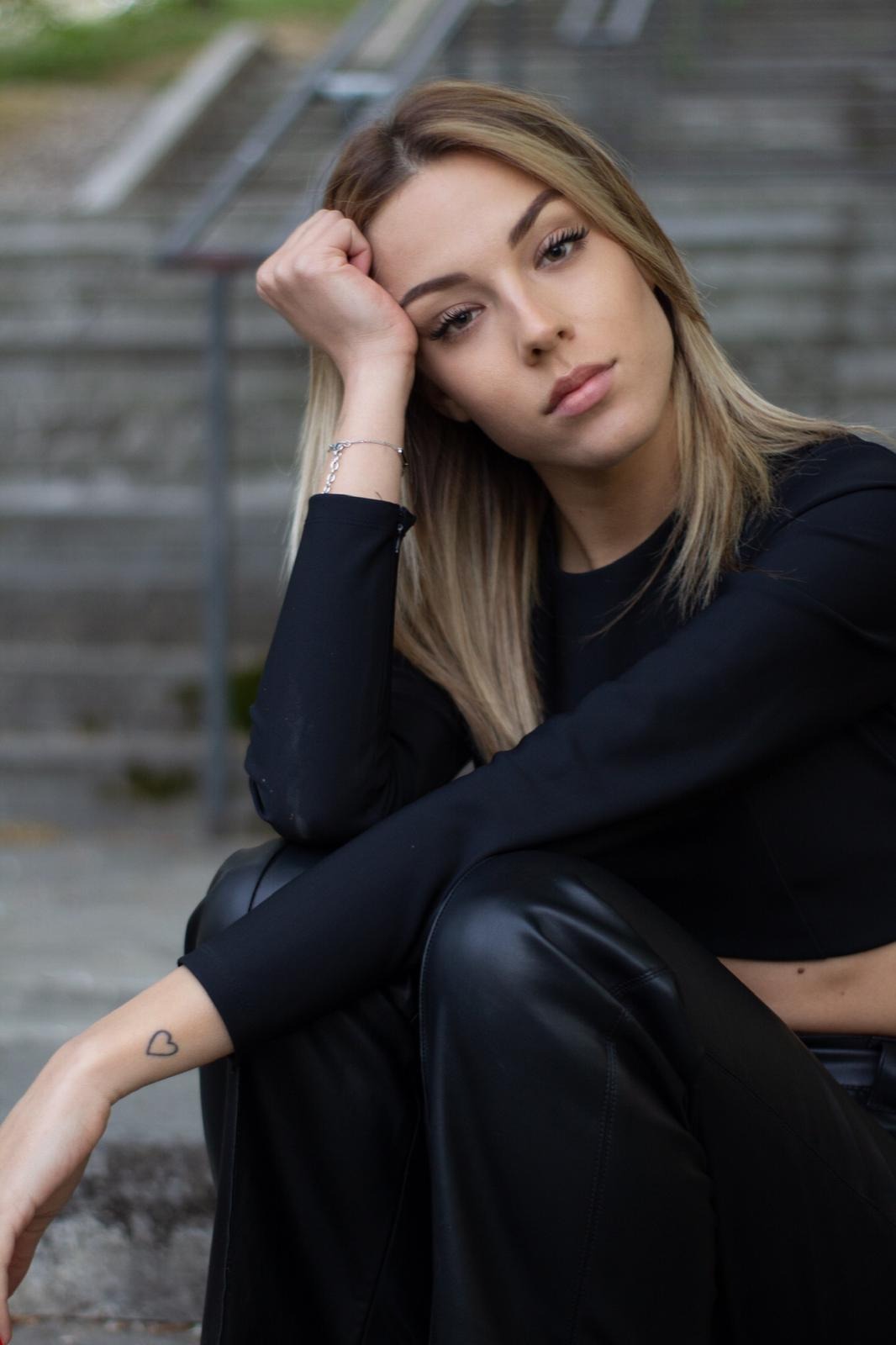 Martina — Model & Hostess in Milano photo 6