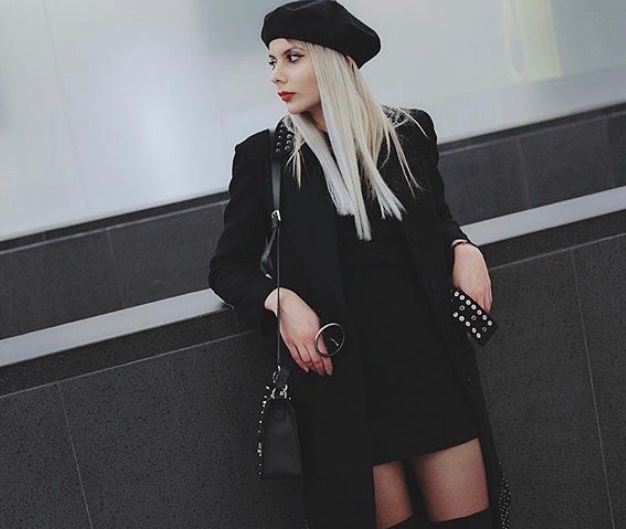 Camilla — Model & Hostess in Milano photo 1