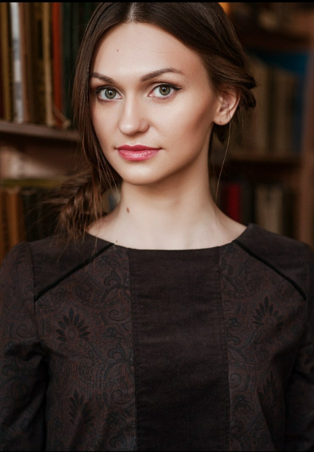 Alena — Model & Hostess in Paris photo 2