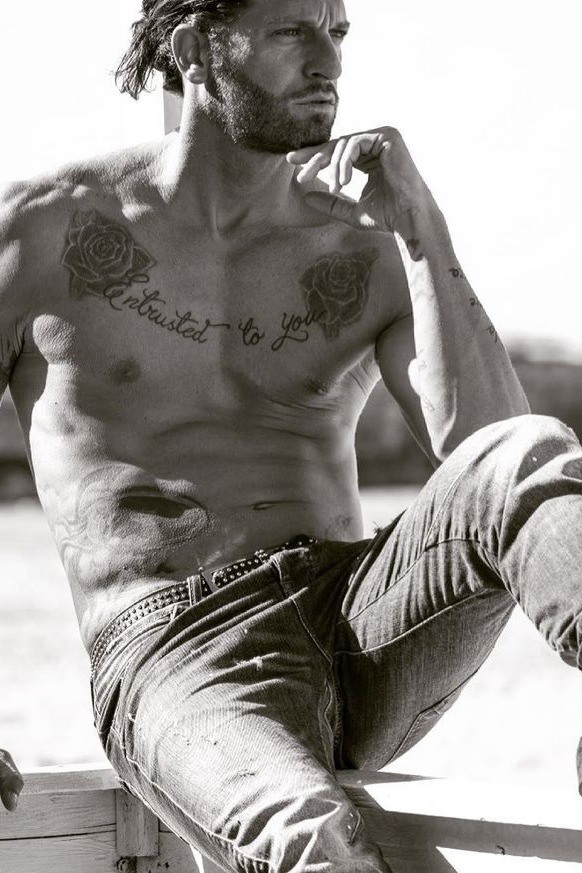 Simone — Model & Host in Bari photo 1