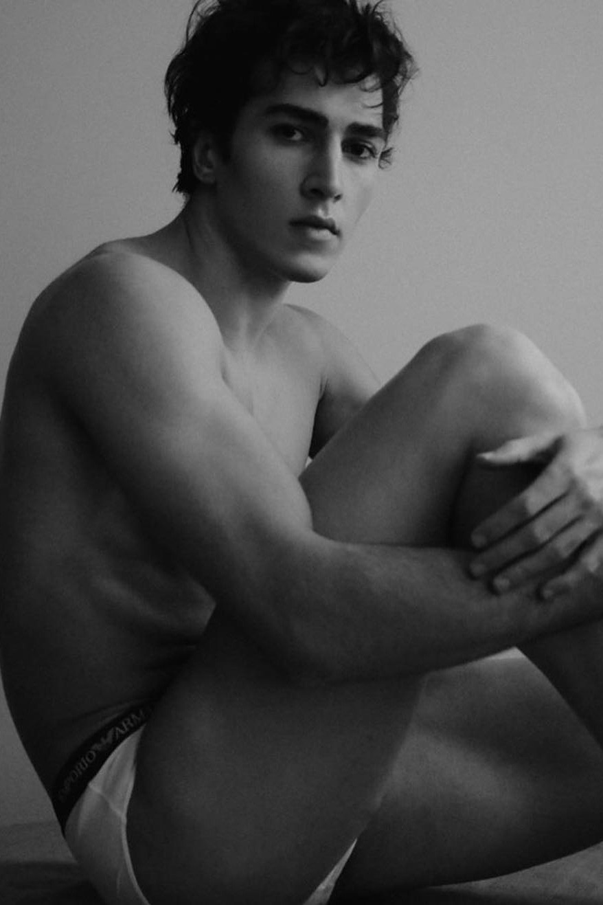 Alessandro — Model & Host in Bari photo 11