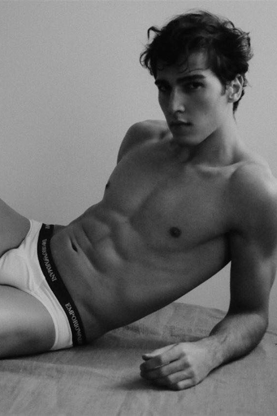 Alessandro — Model & Host in Bari photo 12
