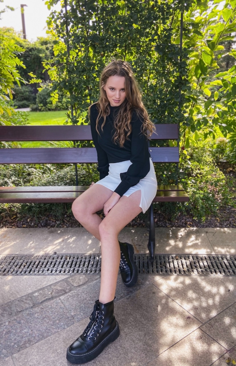 Hafia — Model & Hostess in Găvojdia photo 3