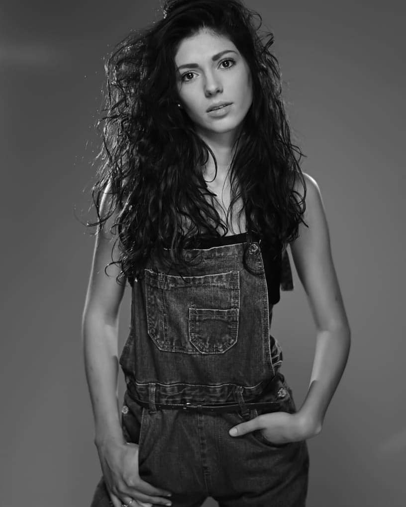Gila Isabella — Model & Hostess in Colle Umberto photo 3