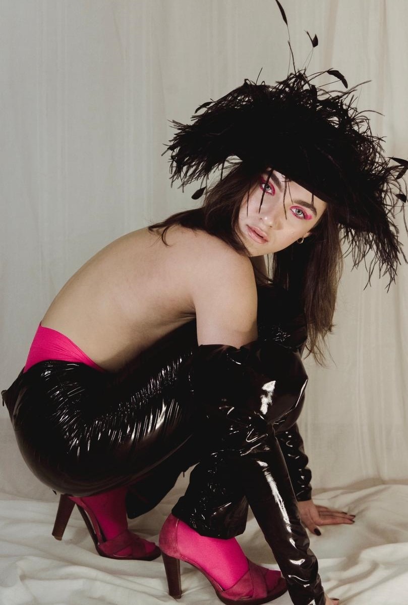 Laura Cristina — Model & Hostess in Milano photo 6