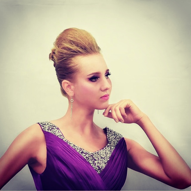 Marina — Model & Hostess in Abu Dhabi photo 9