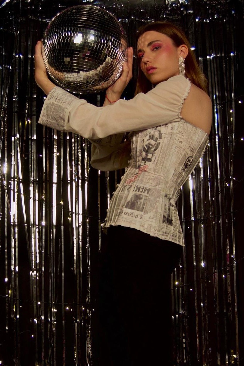 Virginia — Model & Hostess in Rho photo 1