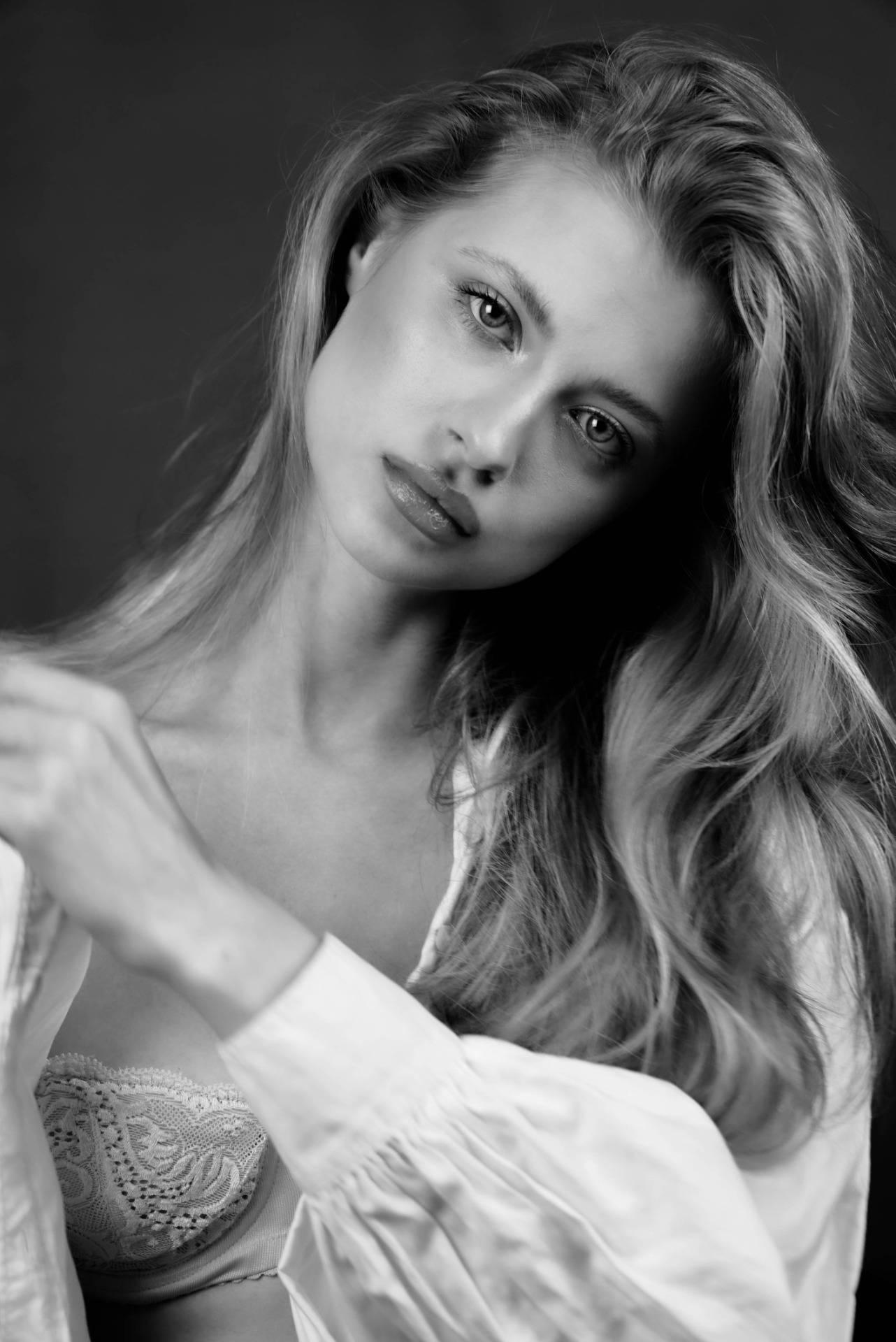 ALINA — Model in Milan | Eye On Model