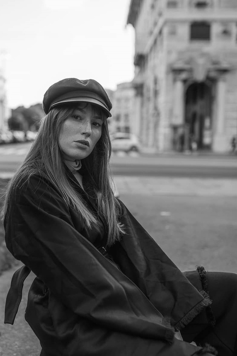 Noemi — Model & Hostess in Genova photo 5