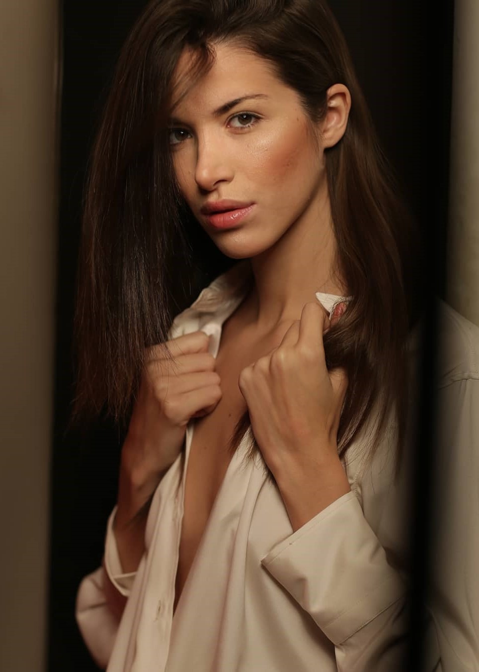 Eleonora photo 7 | Eye On Model