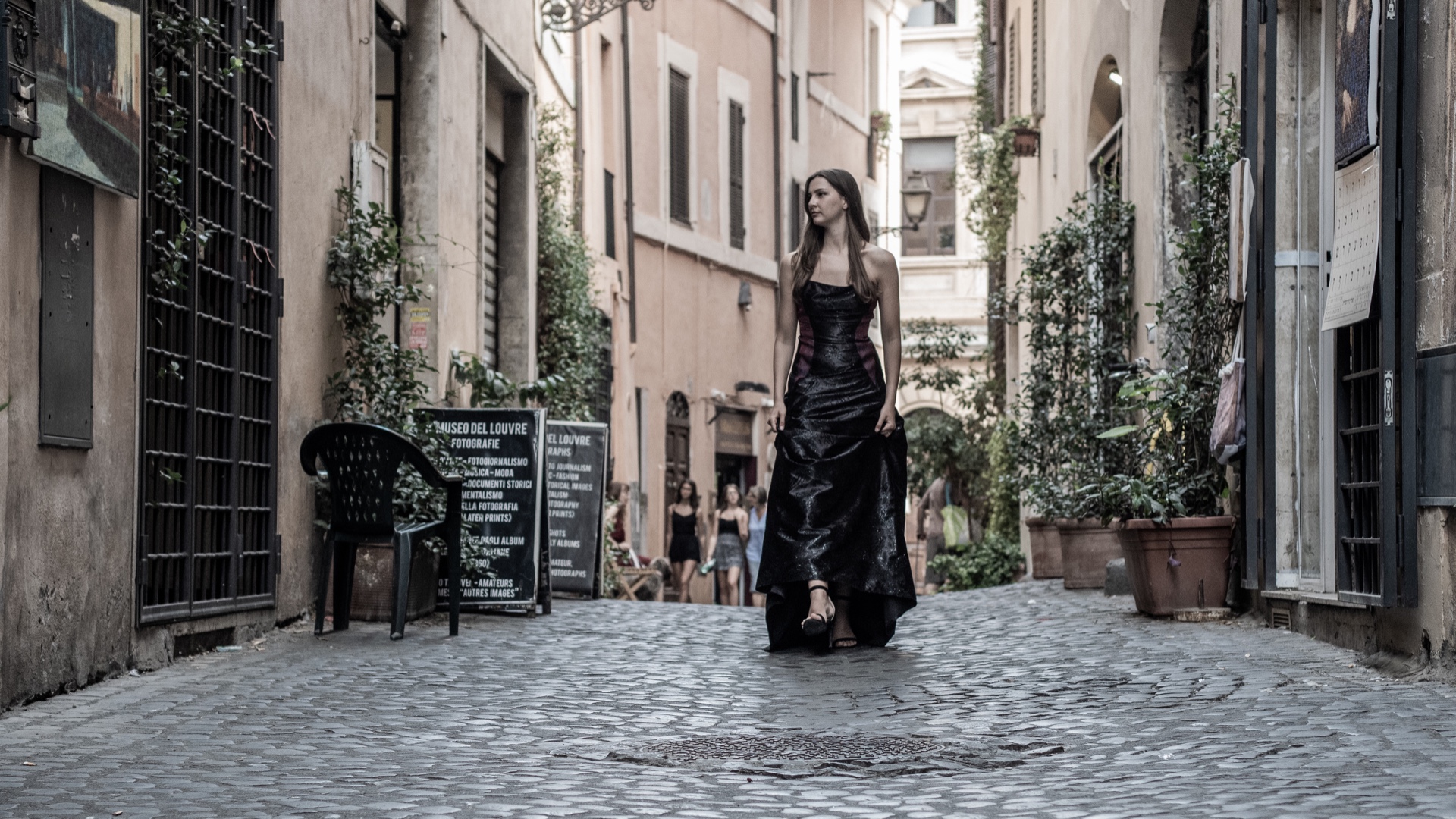 Laura — Model & Hostess in Milano photo 6