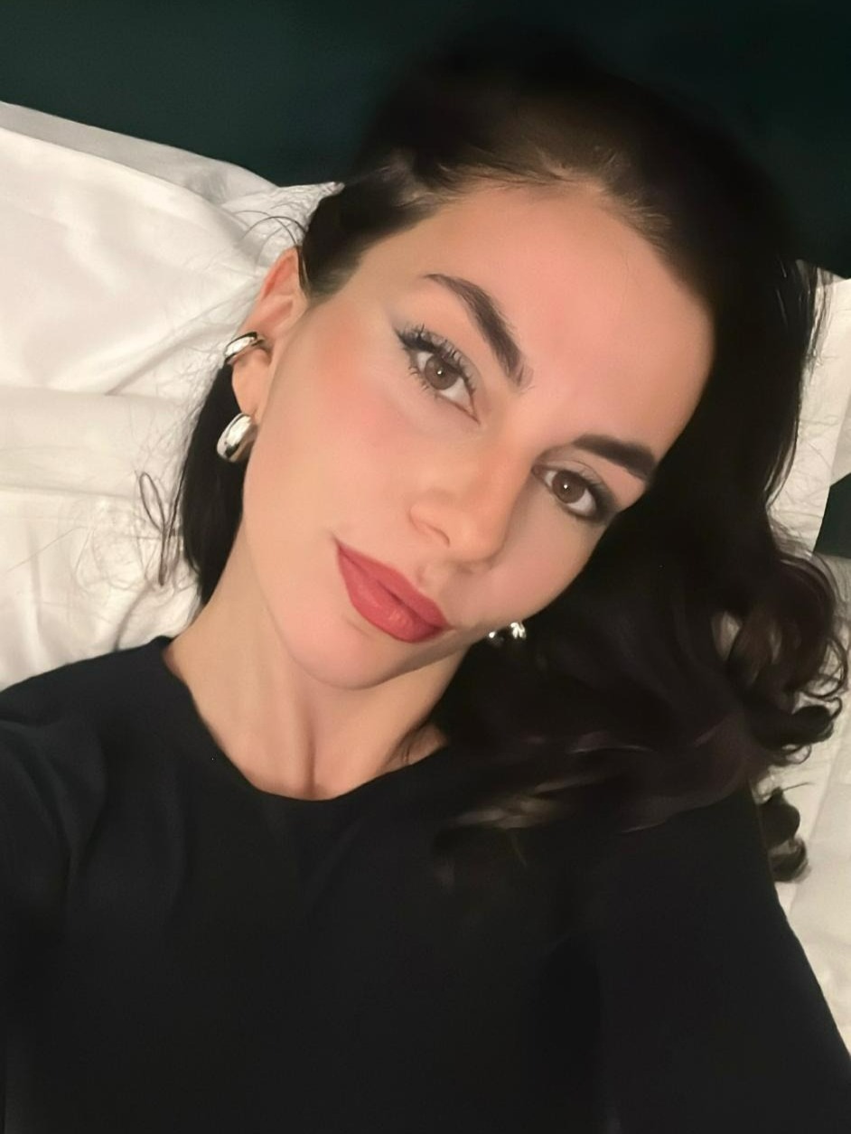 Elena — Model & Hostess in Parma photo 4