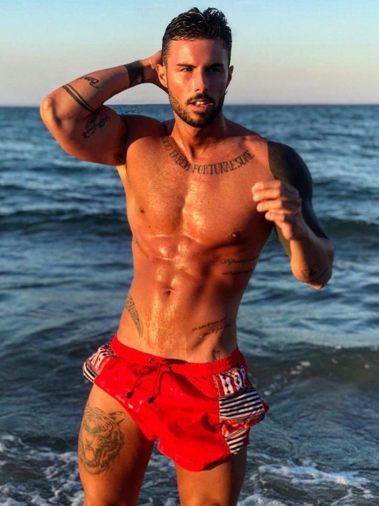 Gianluca — Model & Host in Parma photo 1