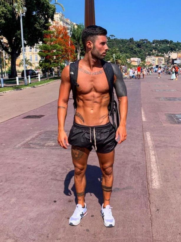 Gianluca — Model & Host in Parma photo 4