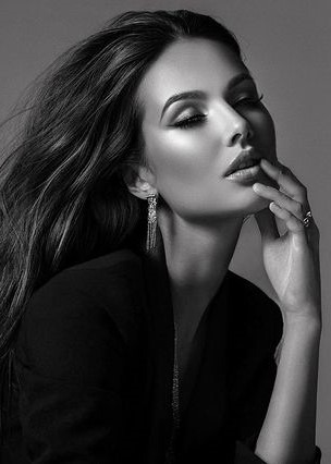 Arina — Model & Hostess in Milano photo 21