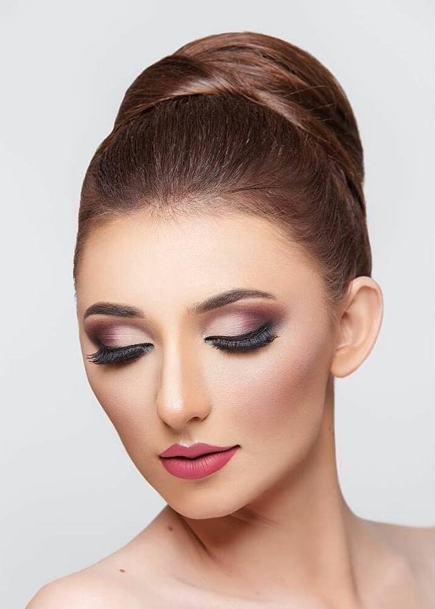 Mirela — Model & Hostess in Dubai photo 14
