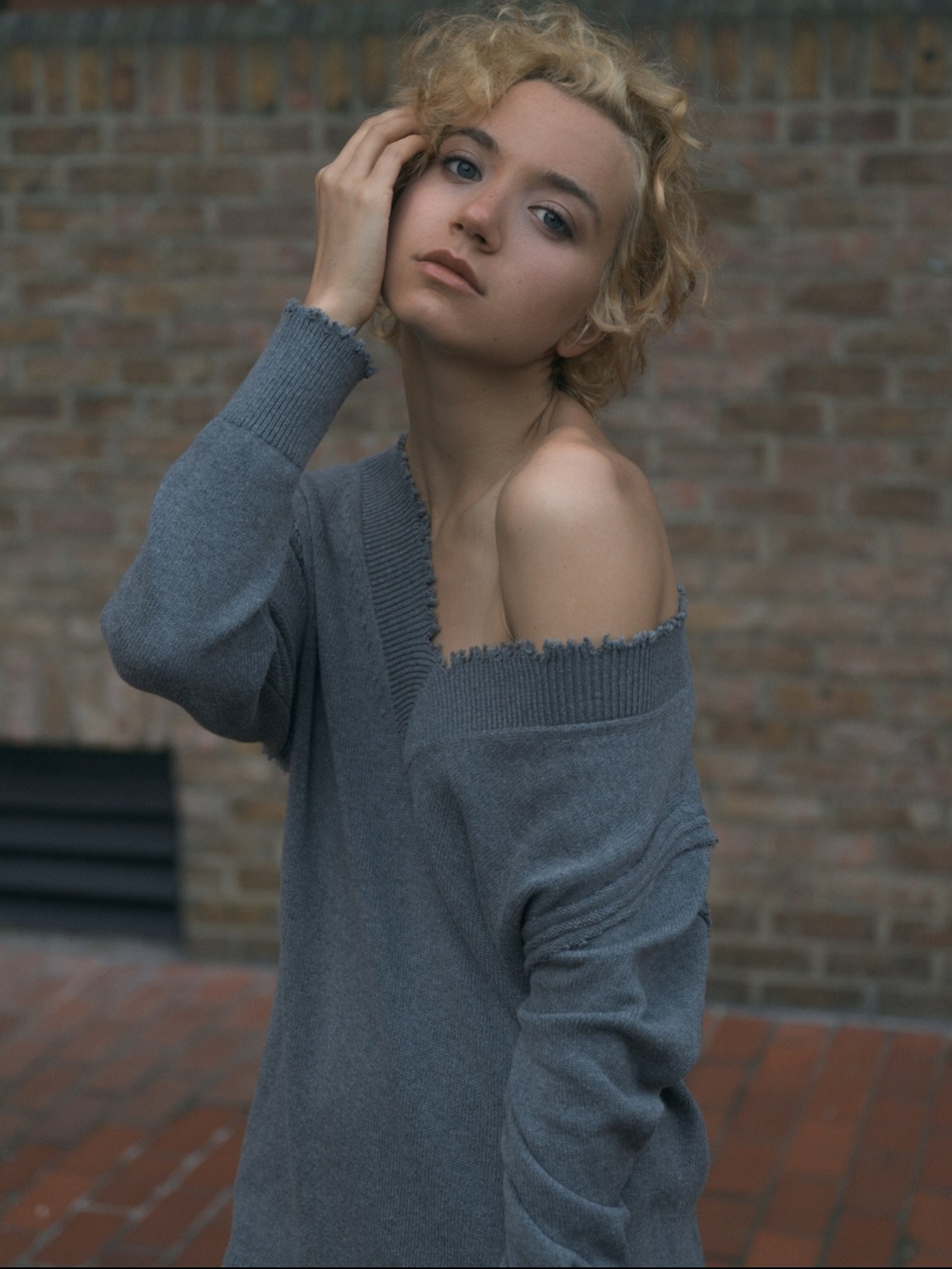 Yeko — Model & Hostess in Greater London photo 14