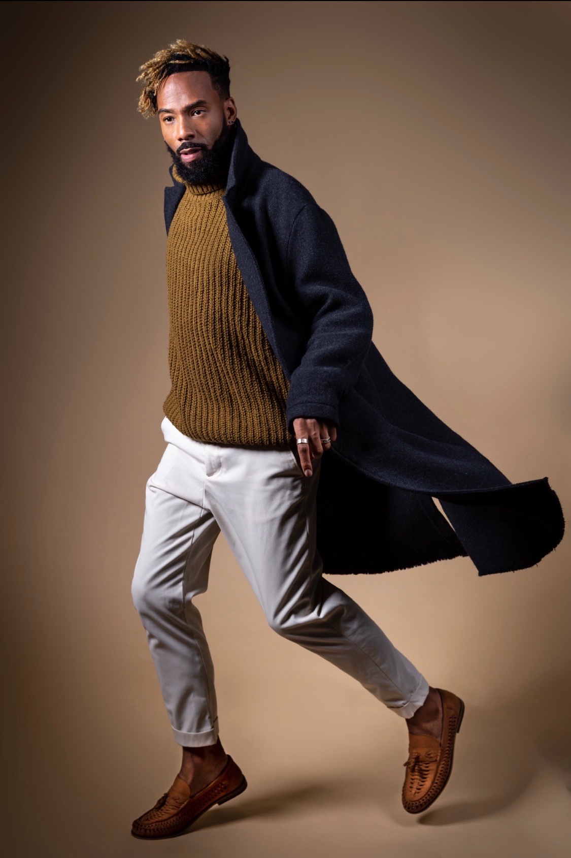 Lyston — Model & Host in Greater London photo 8