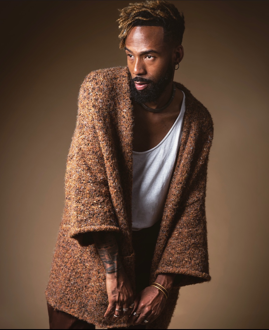 Lyston — Model & Host in Greater London photo 9