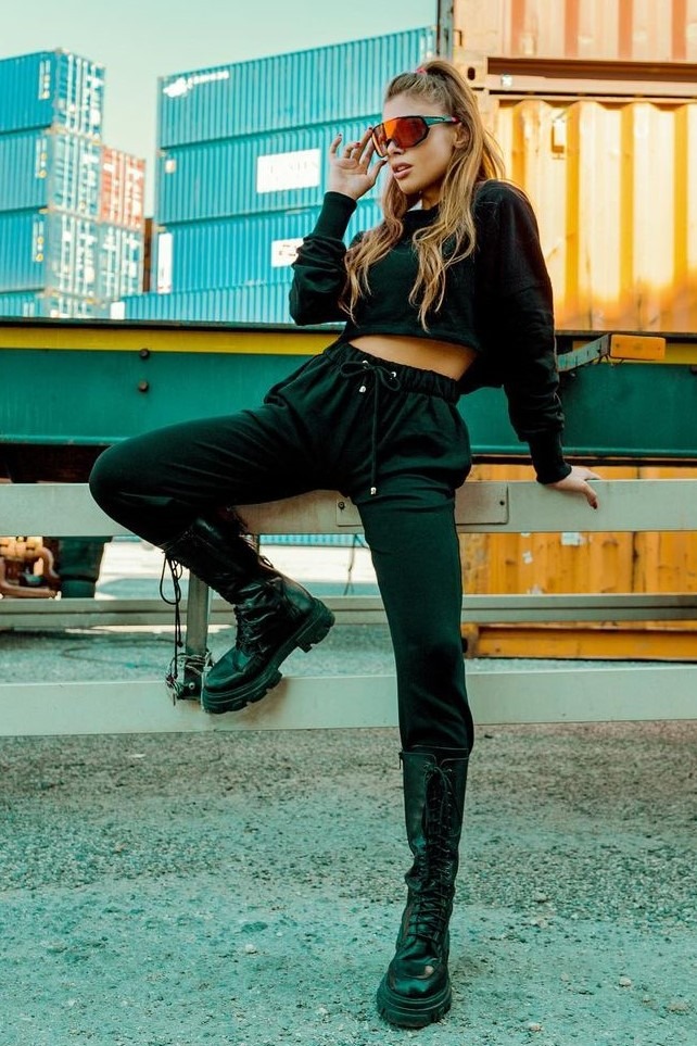 Sabrina — Model & Hostess in Napoli photo 14
