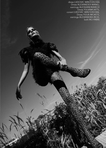 Sara — Model & Hostess in Paris photo 31