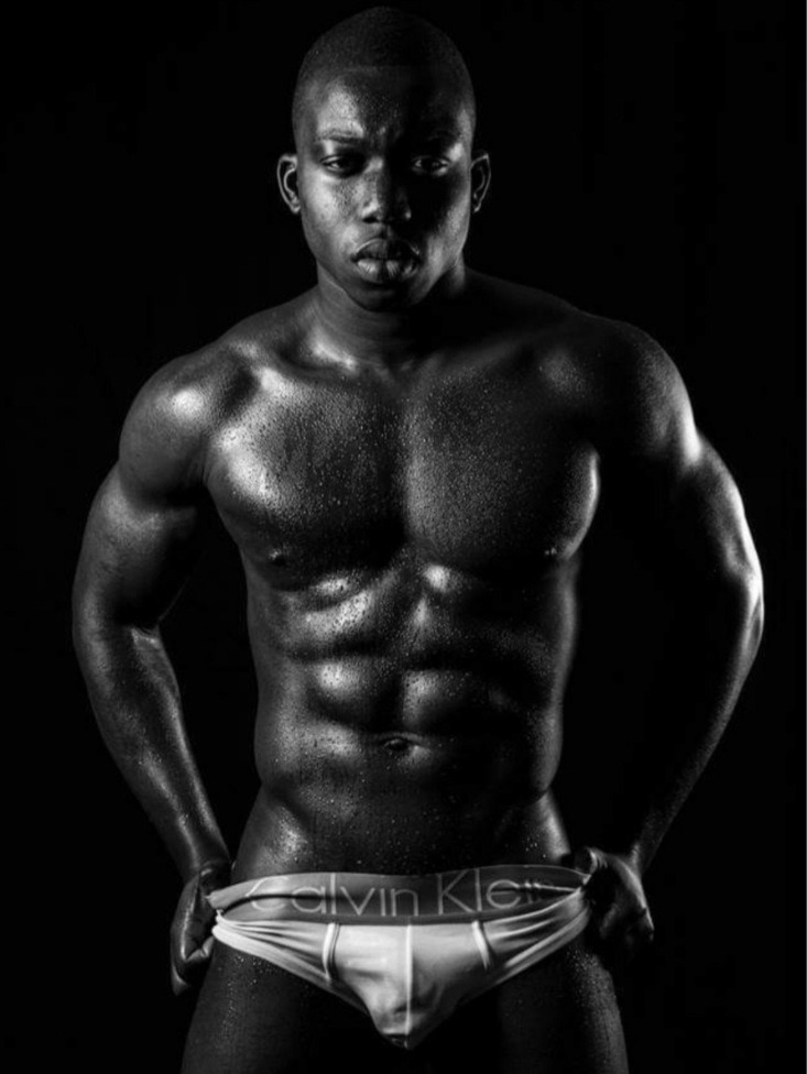 Charles — Model & Host in Bresso photo 1