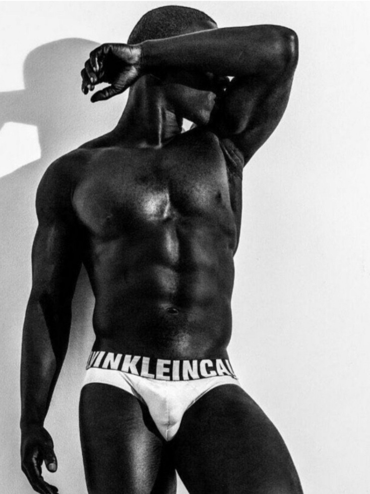 Charles — Model & Host in Bresso photo 4