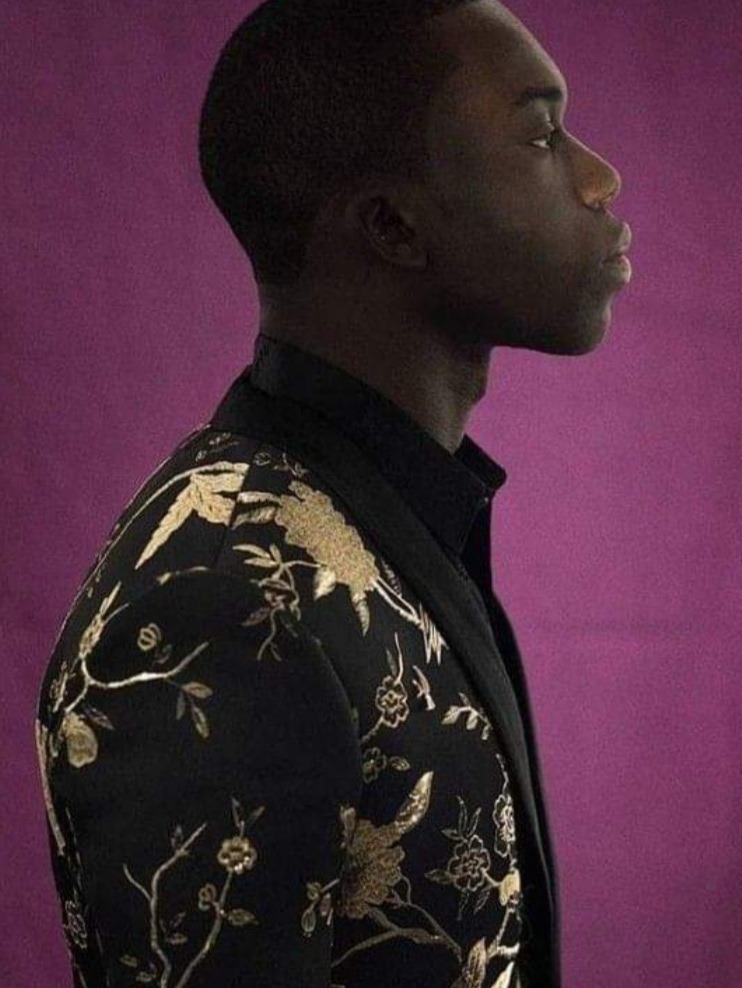 Charles — Model & Host in Bresso photo 5