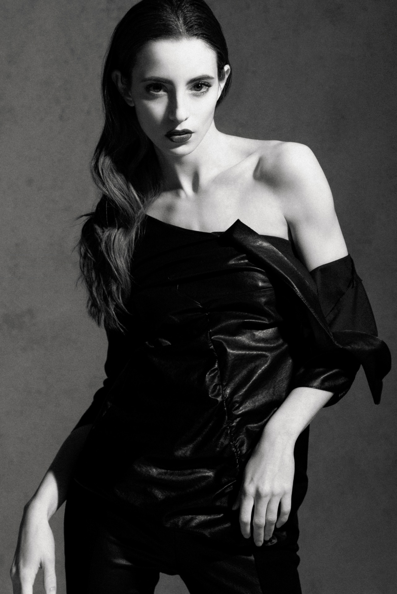 Martina photo 15 | Eye On Model