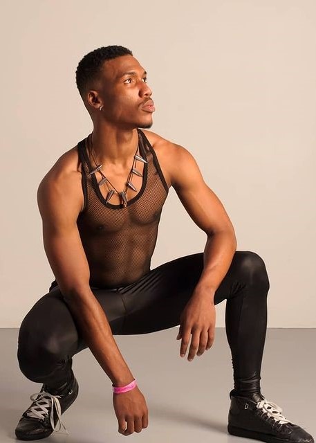 Mickael — Model & Host in Paris photo 12