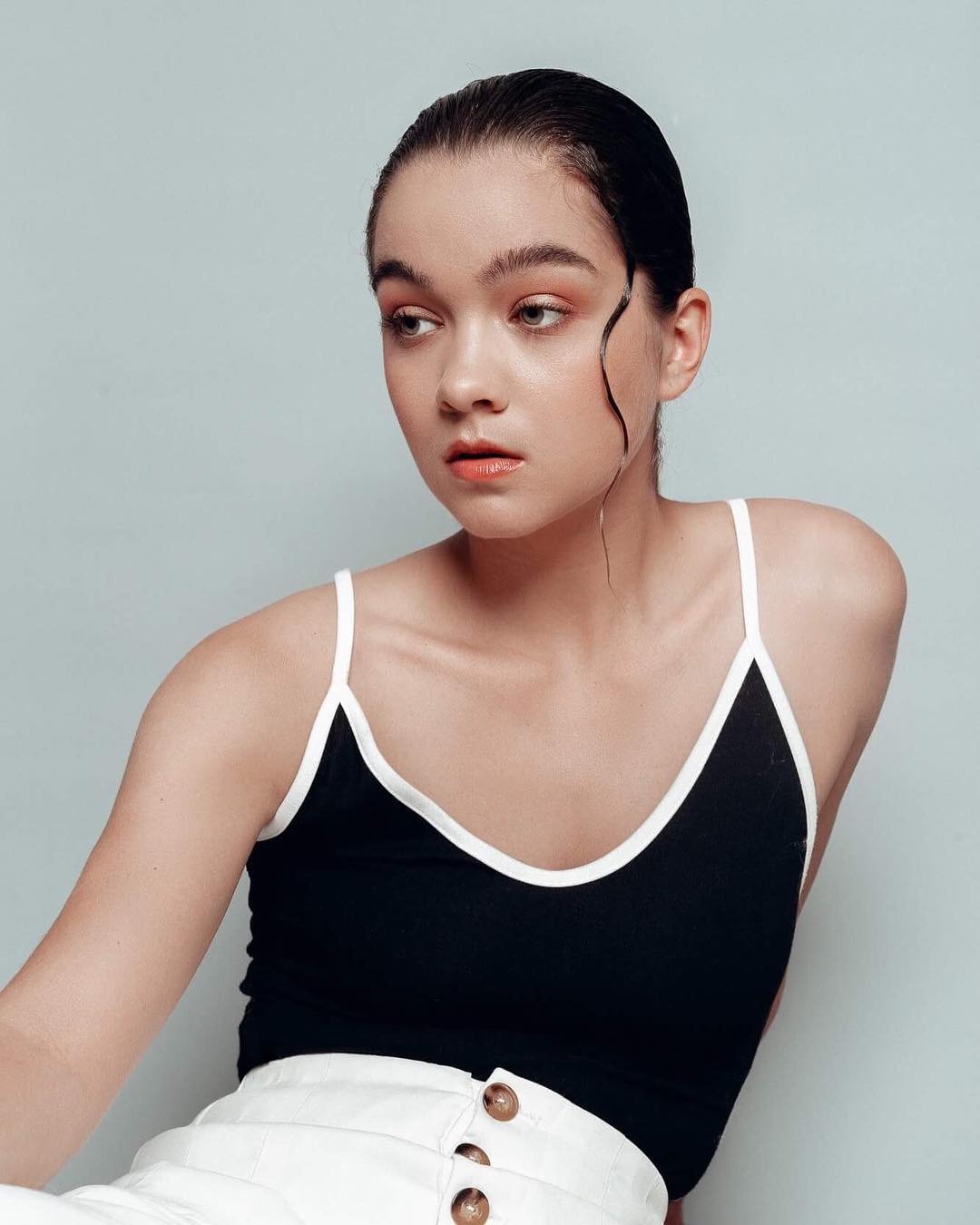 Indya — Model & Hostess in Paris photo 10
