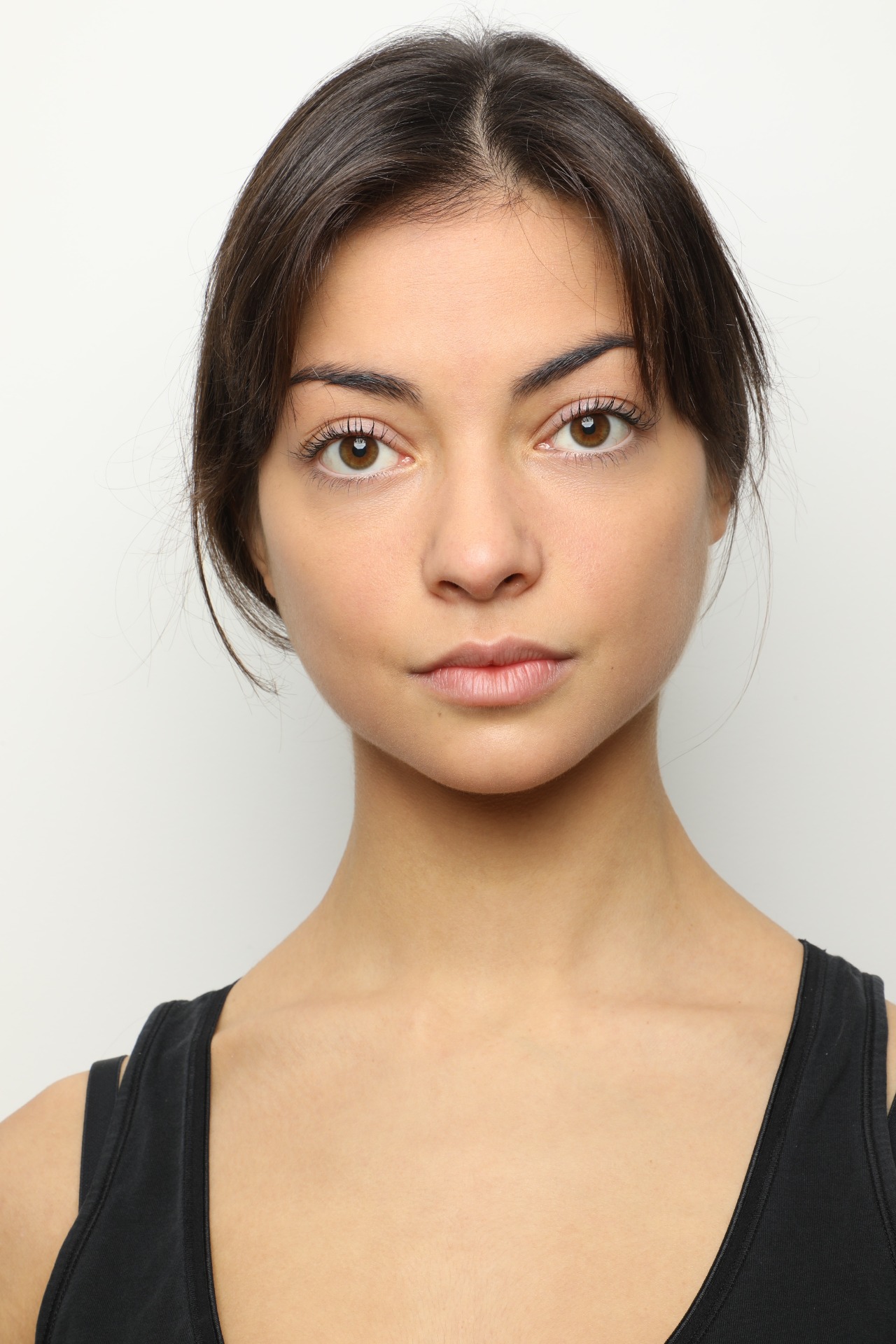 Margaux — Model & Hostess in Paris photo 1