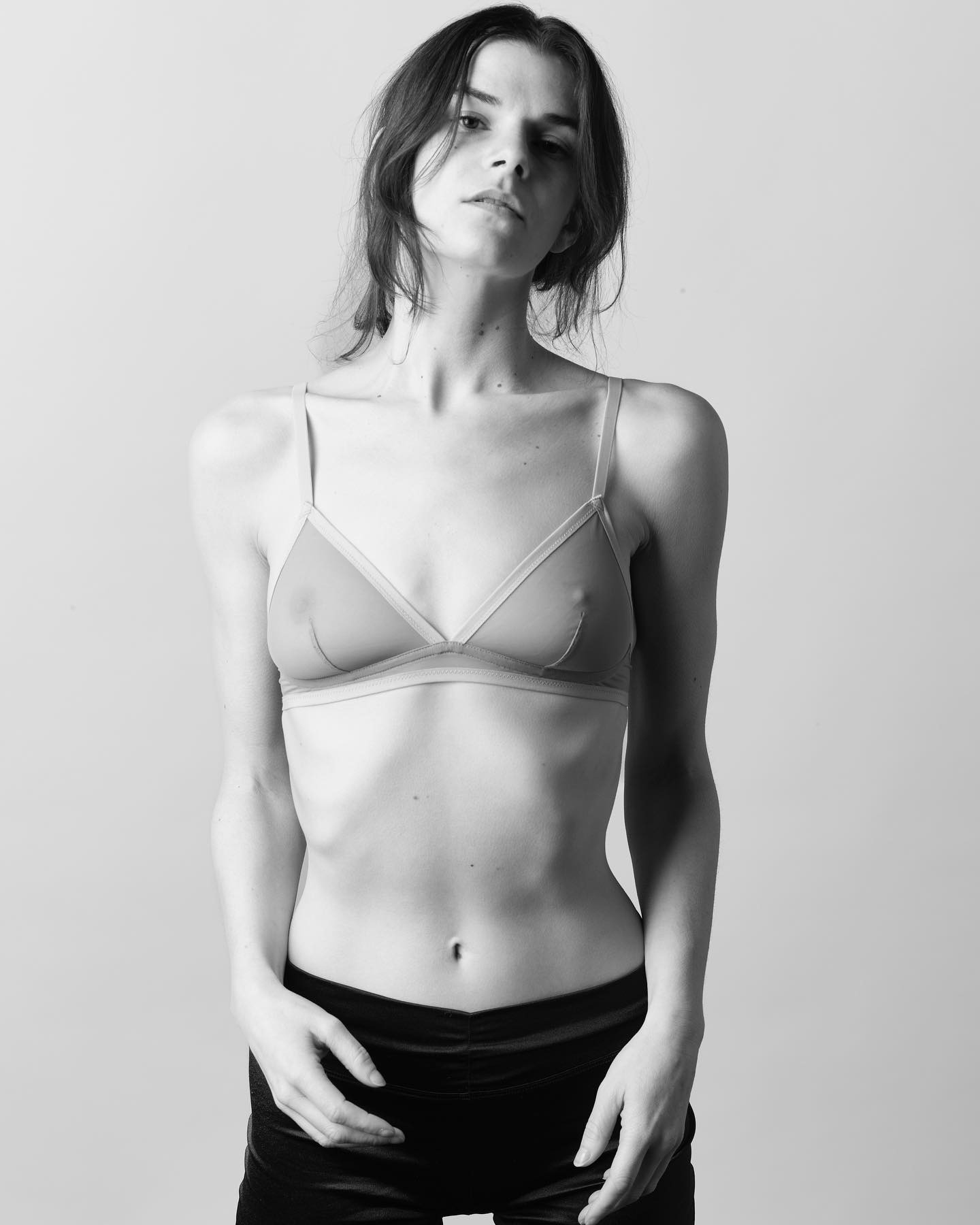 Anais — Model & Hostess in Paris photo 16