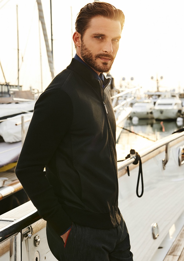 Julien — Model & Host in Lille photo 13