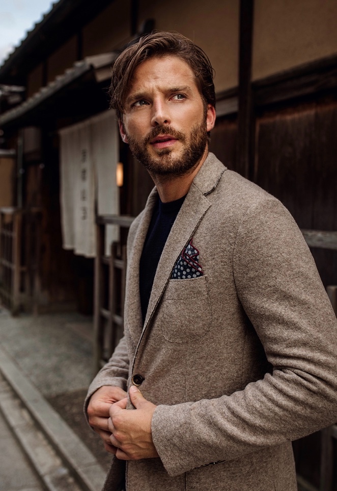 Julien — Model & Host in Lille photo 2