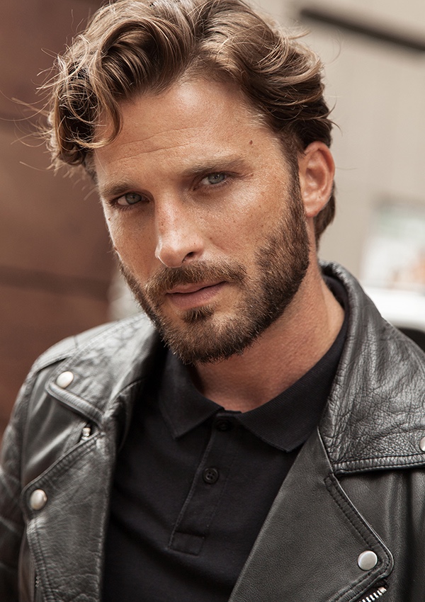Julien — Model & Host in Lille photo 4